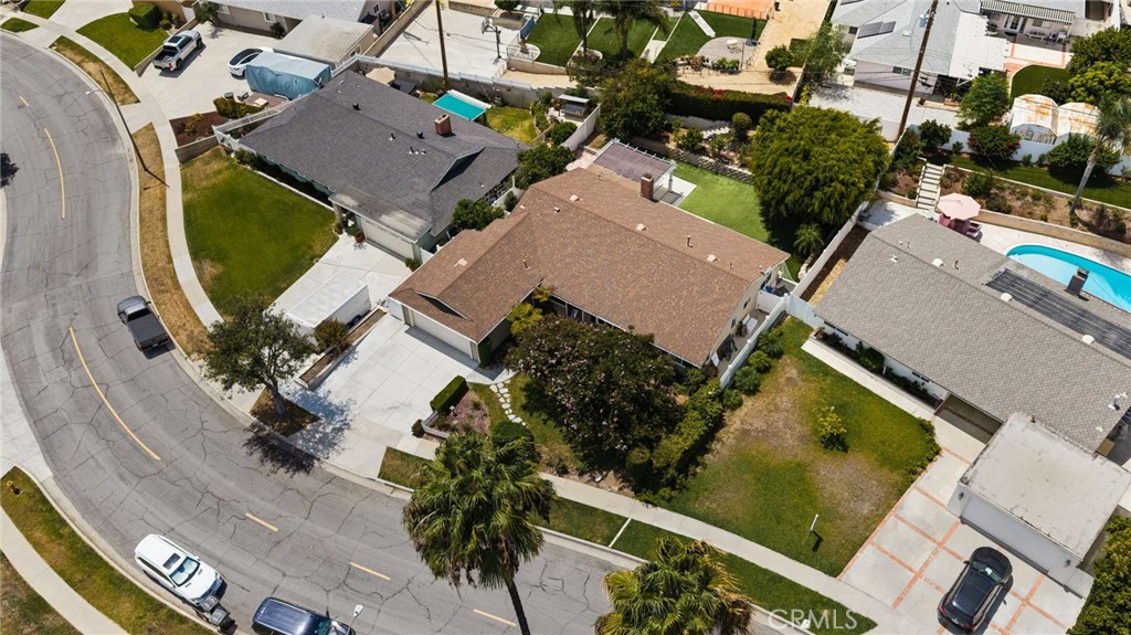 4541 Boeing Avenue