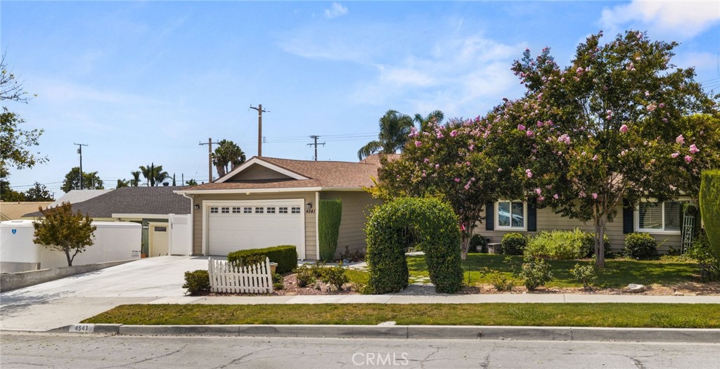 4541 Boeing Avenue