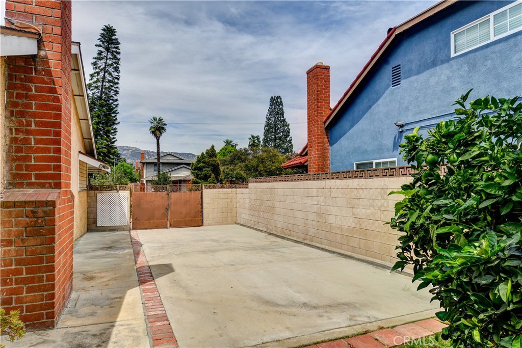440 Coronado Street