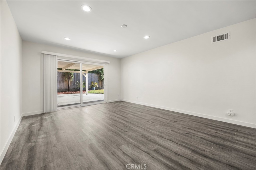 369 San Juan