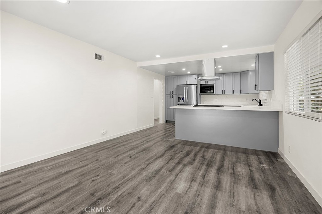 369 San Juan