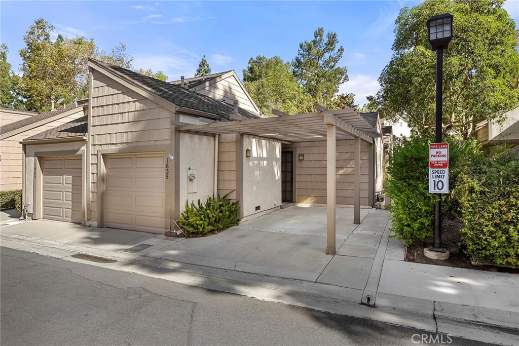 1635 Shady Brook Drive 162