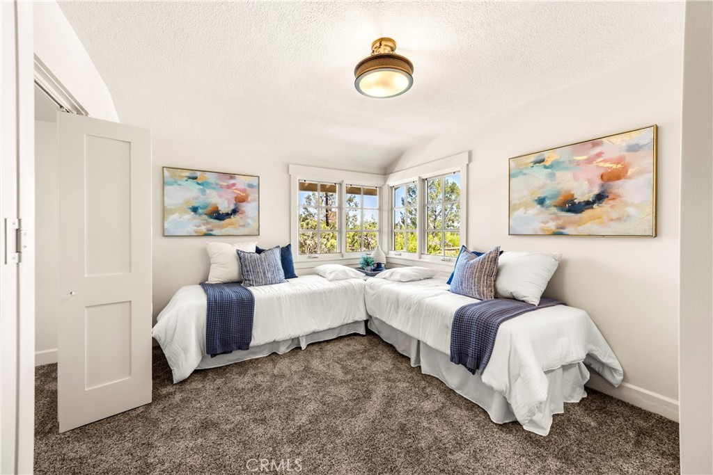 2201 Skyline Dr.