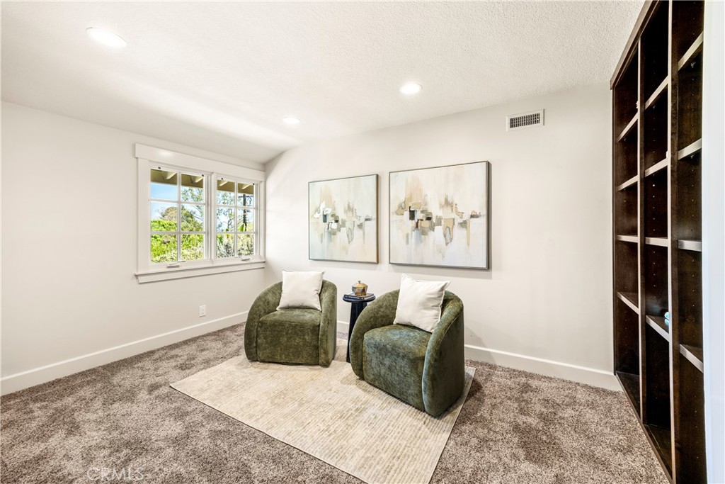2201 Skyline Dr.