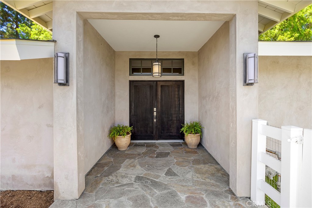 2201 Skyline Dr.
