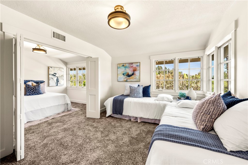 2201 Skyline Dr.