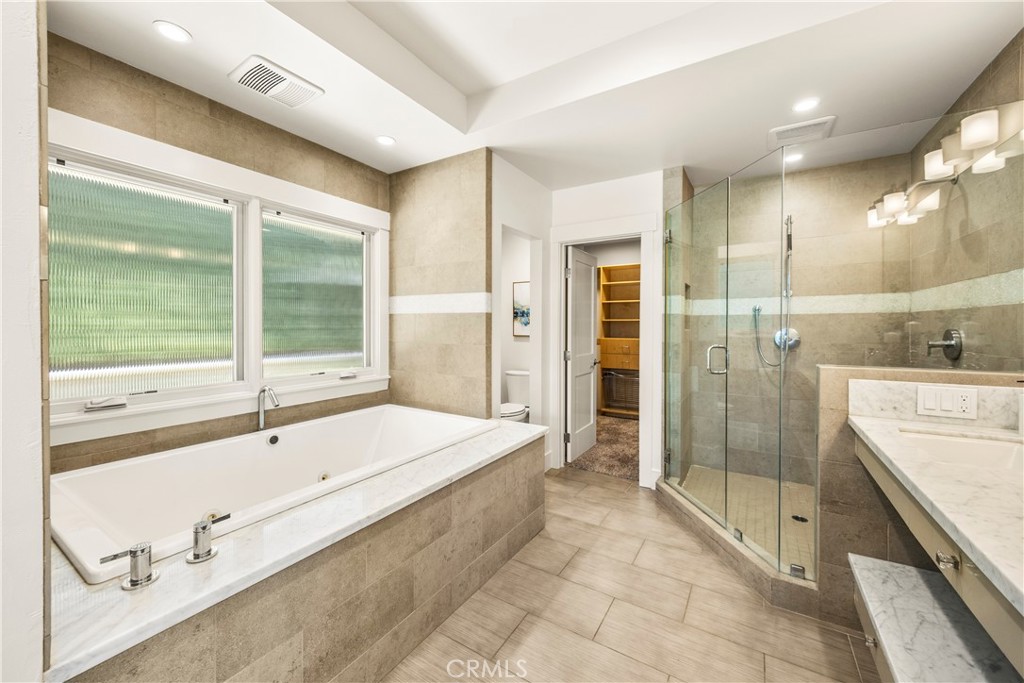 2201 Skyline Dr.