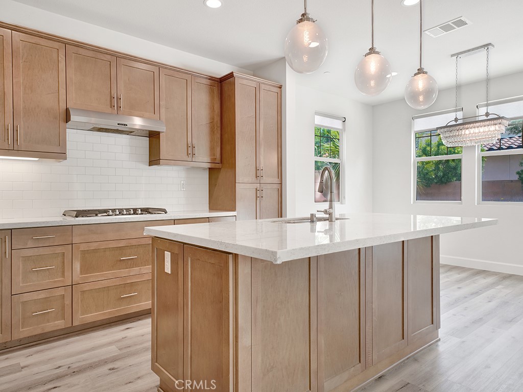 10382 Elizabeth Lane