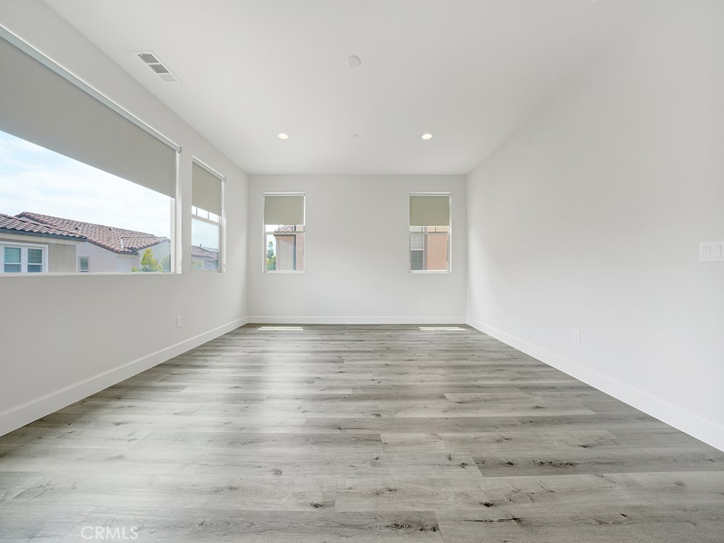 10382 Elizabeth Lane