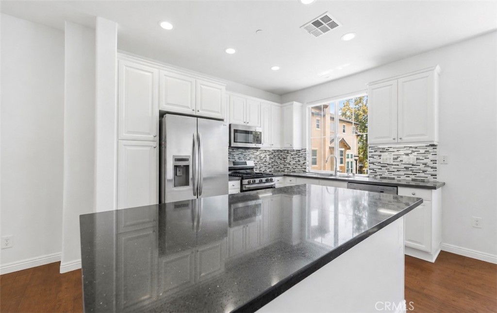 2043 Owens Drive