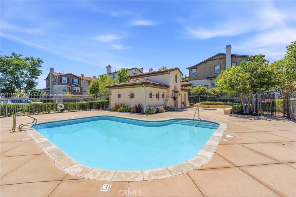 2043 Owens Drive