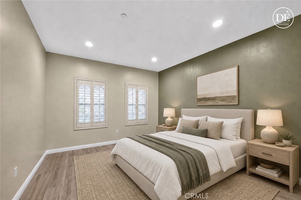 7592 Artesia