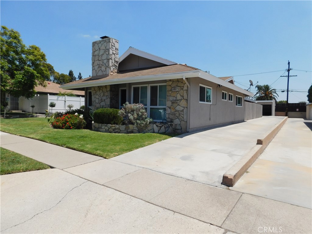 700 Ridgeway Green