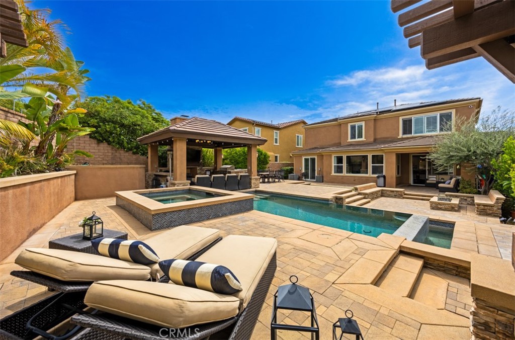 2709 Alamitos Road