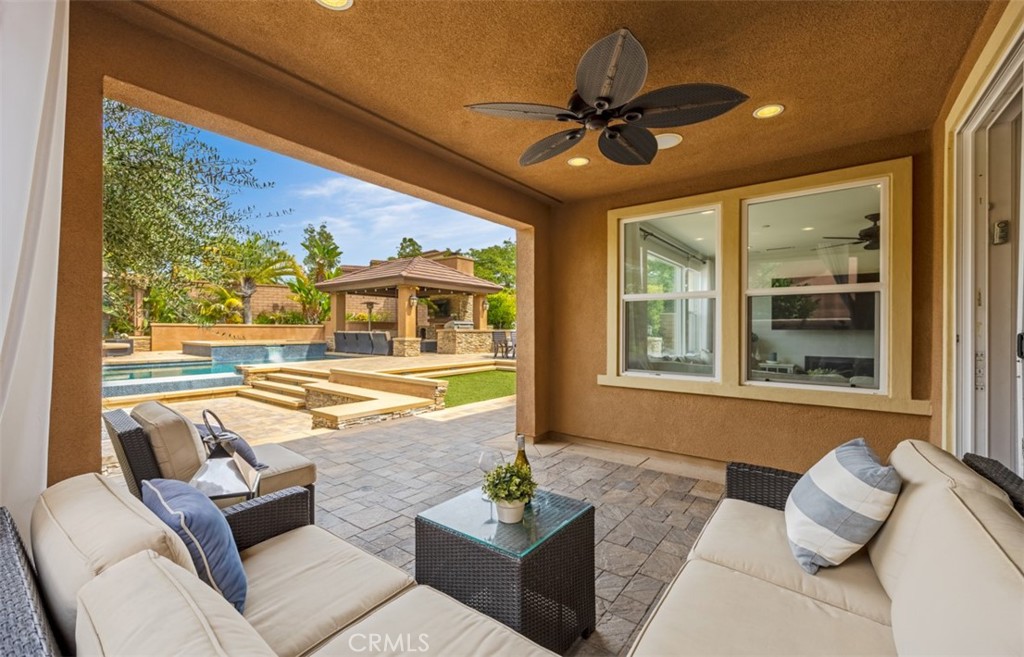 2709 Alamitos Road