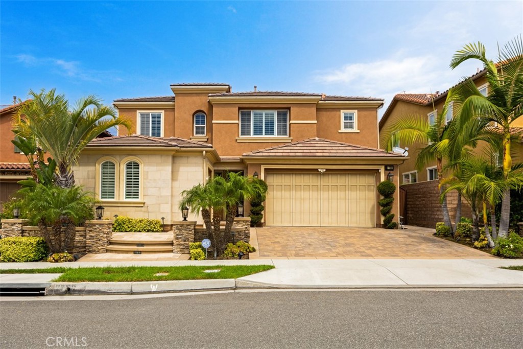 2709 Alamitos Road