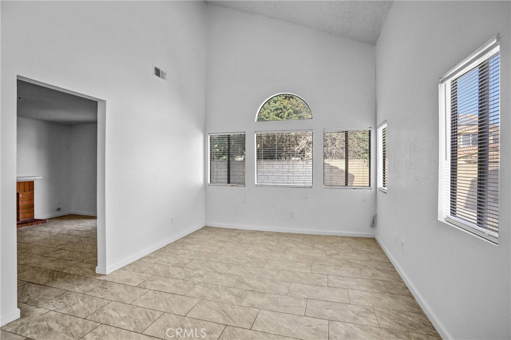 6565 Sonoma