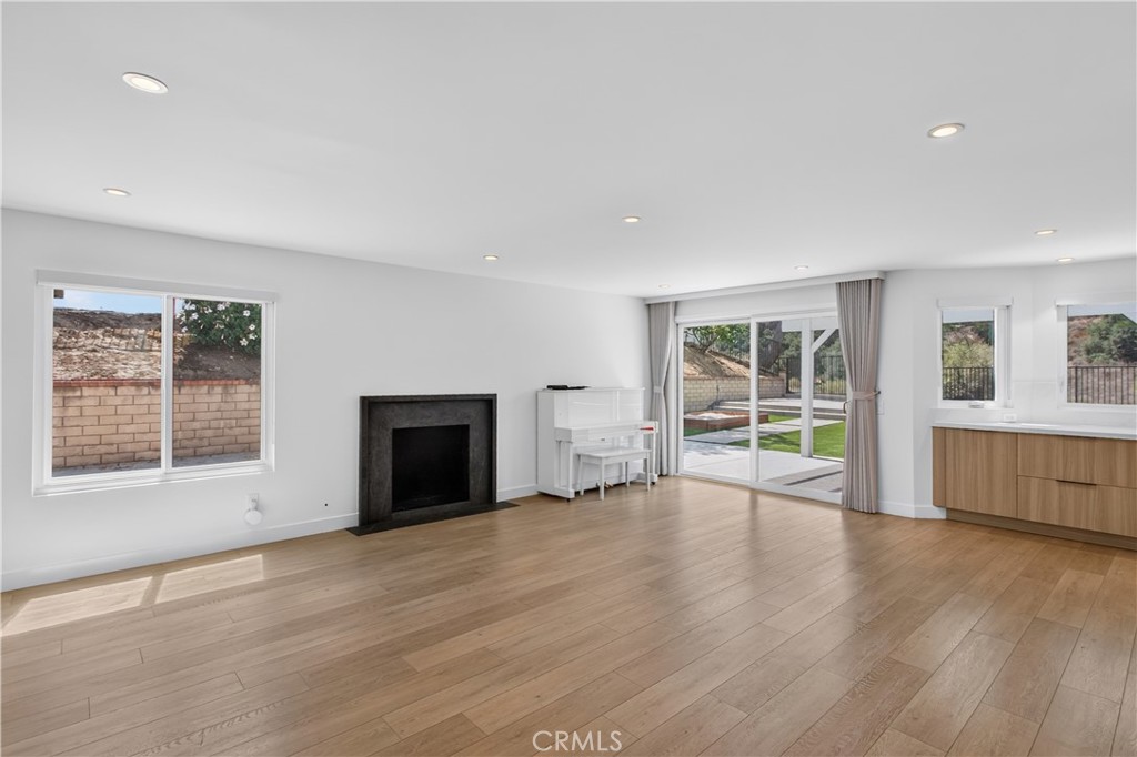 2423 Joel Drive