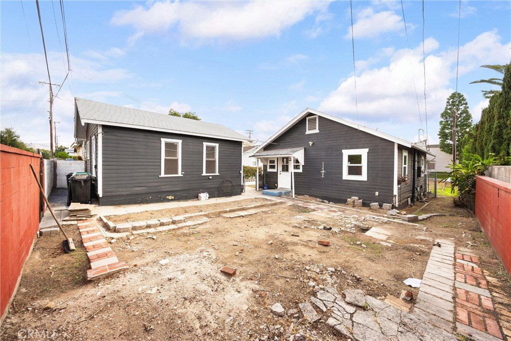 293 S Poplar