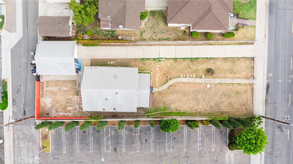 293 S Poplar