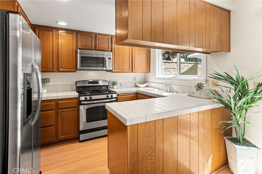 2650 W Meadowview Lane