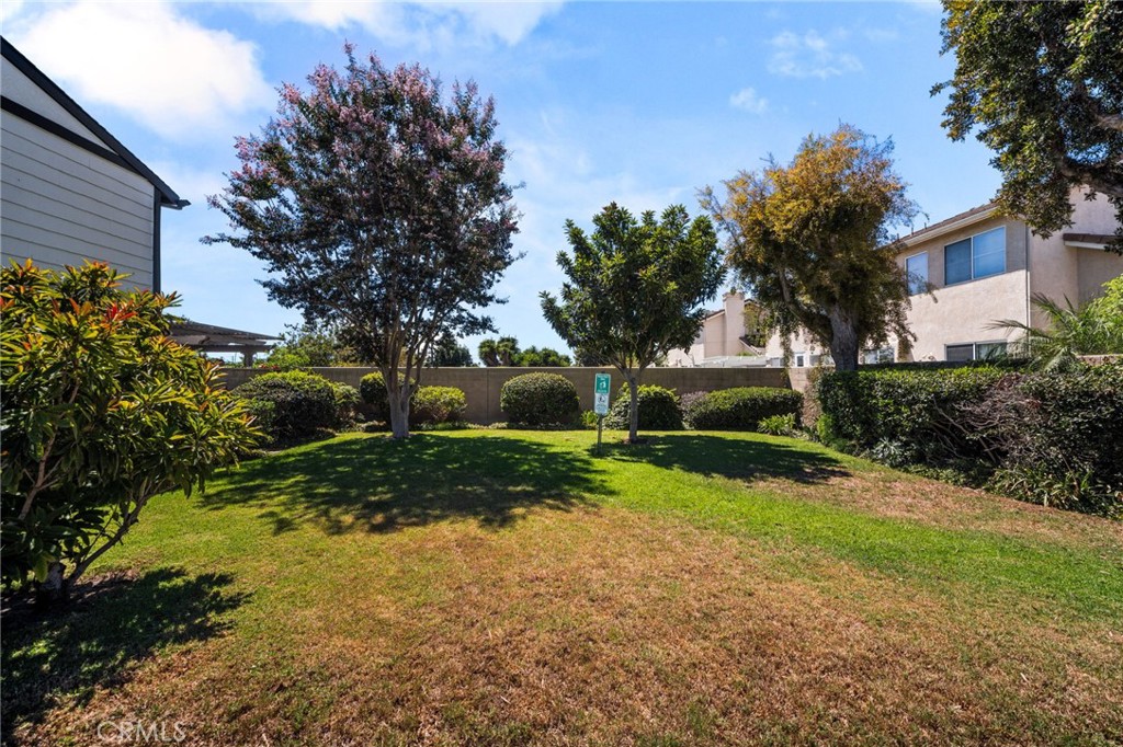 2650 W Meadowview Lane