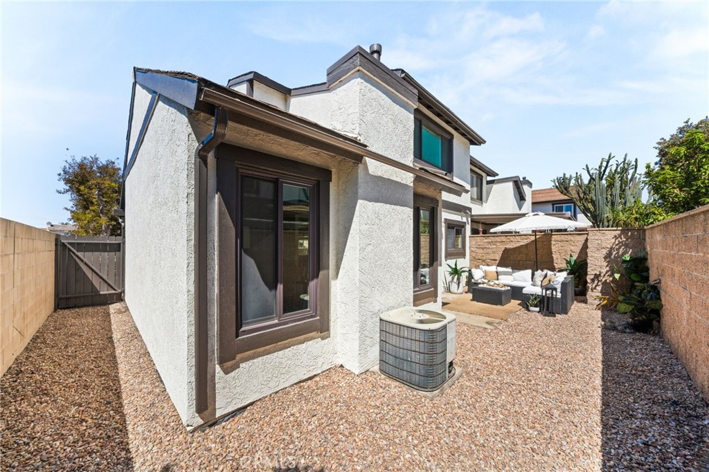 2650 W Meadowview Lane