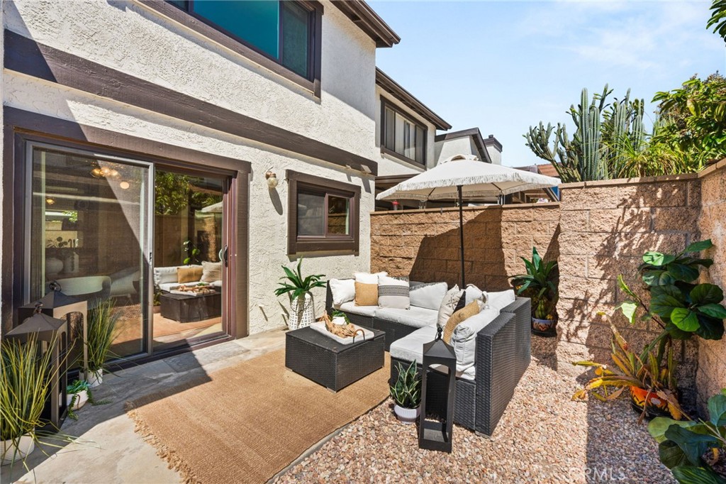 2650 W Meadowview Lane