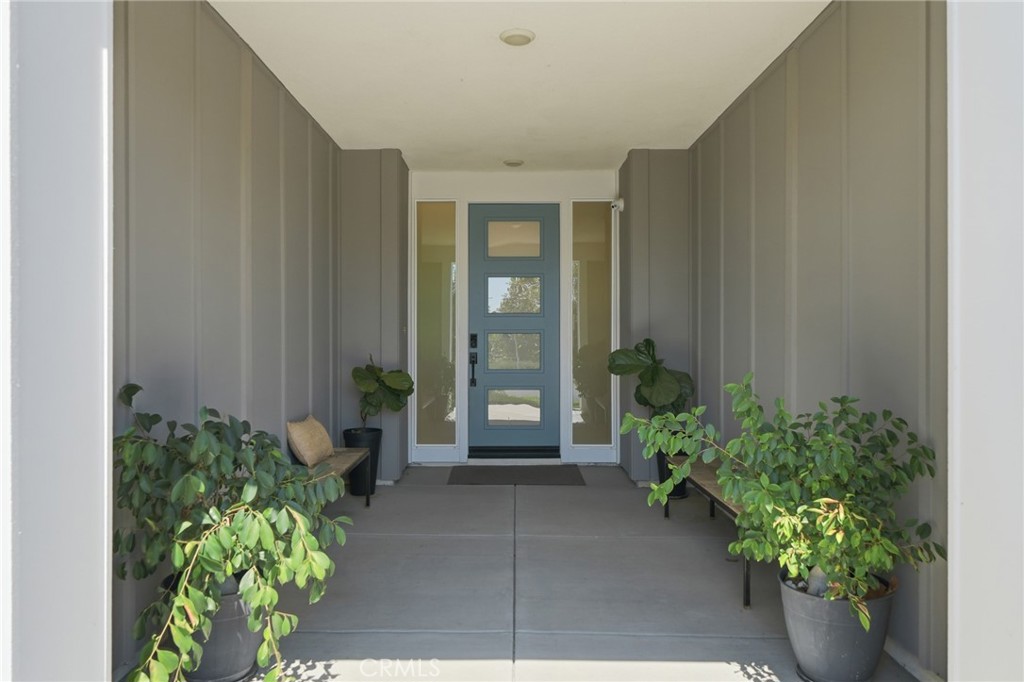 2605 E Tatum