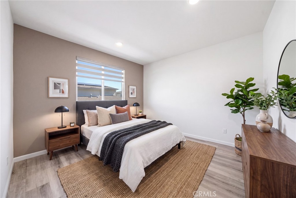 2605 E Tatum