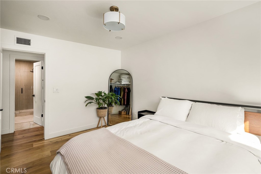 14521 Eadbrook