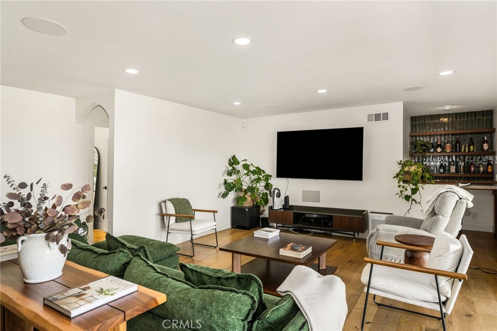 14521 Eadbrook