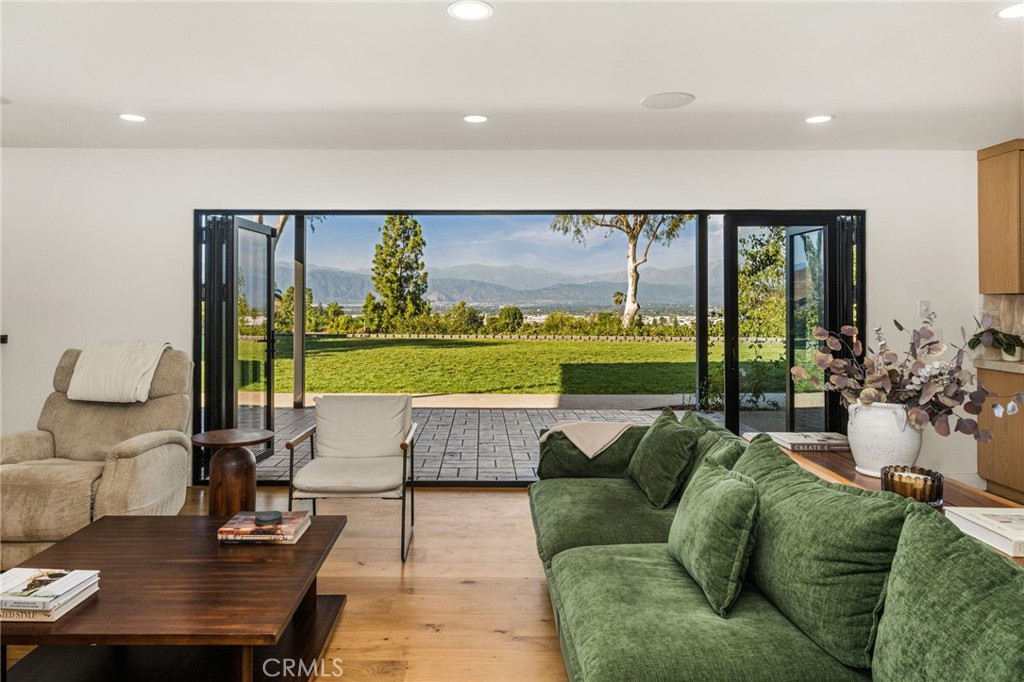 14521 Eadbrook
