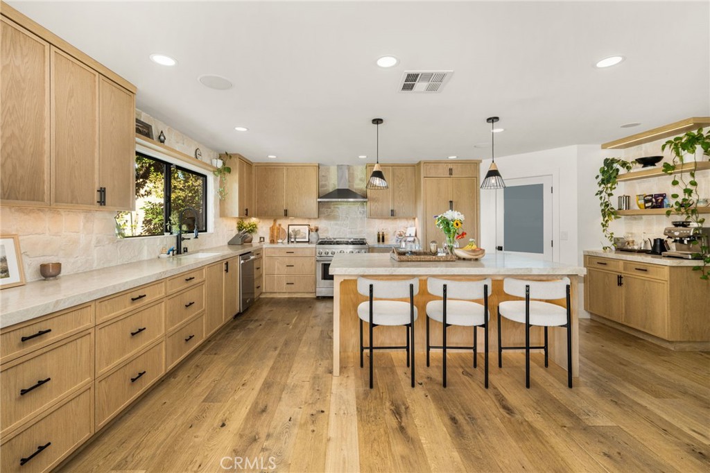 14521 Eadbrook