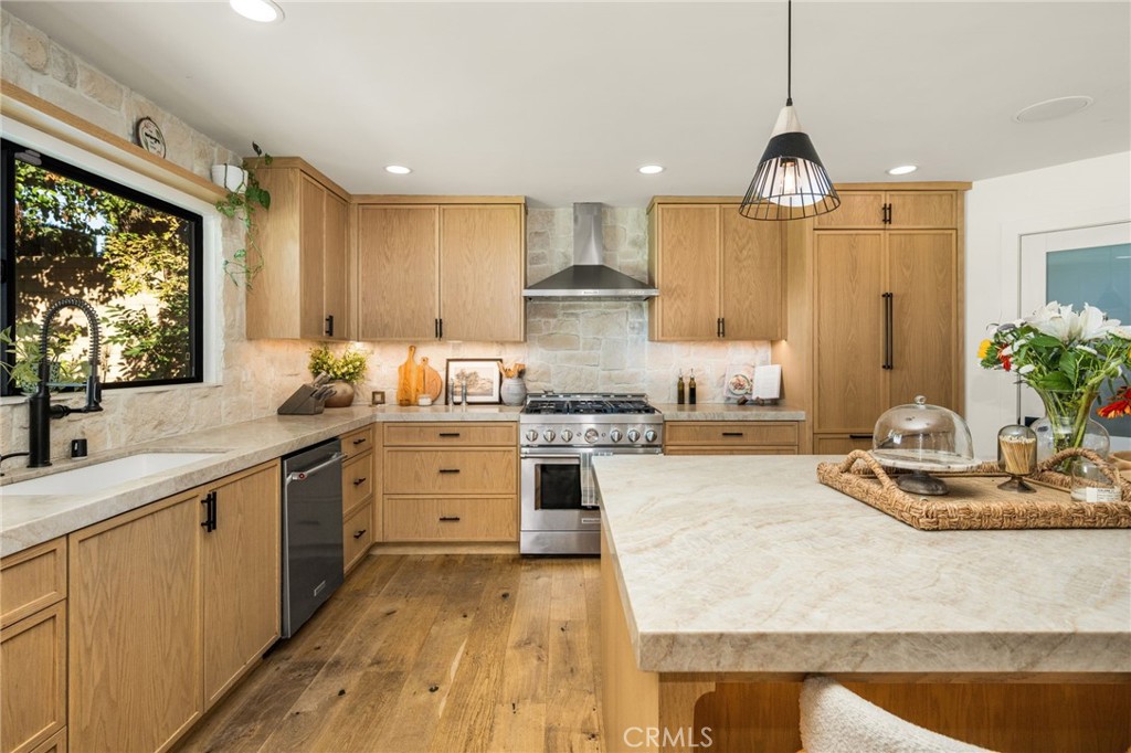 14521 Eadbrook