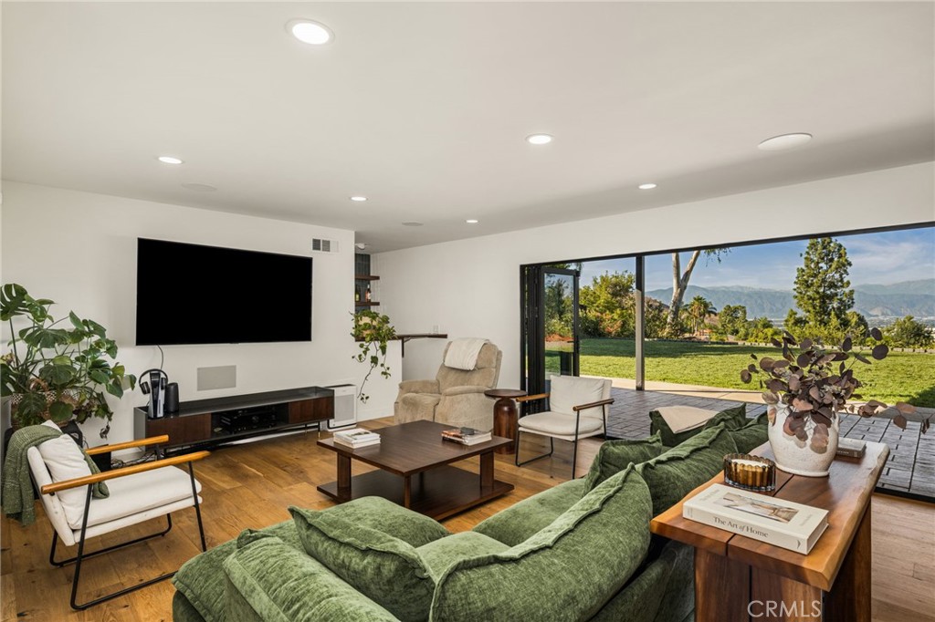 14521 Eadbrook