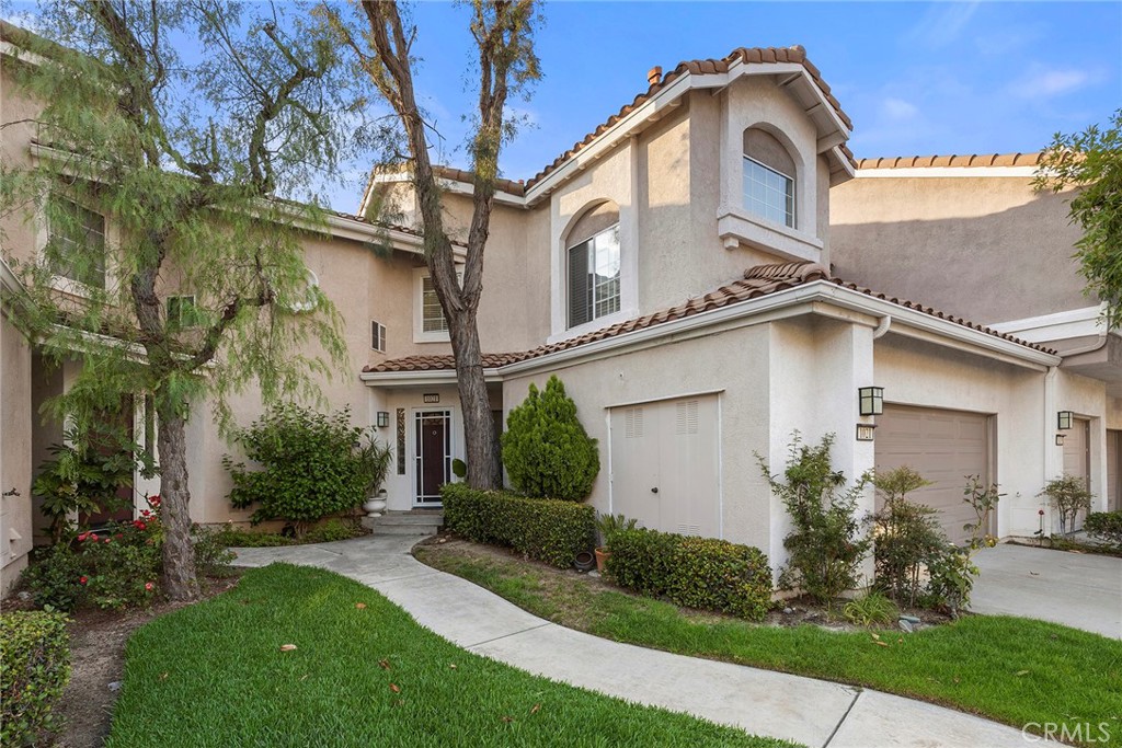 1021 S Sundance Drive