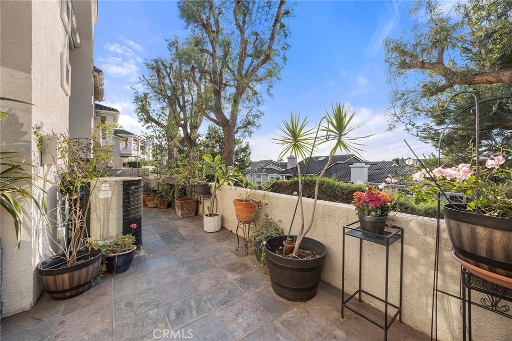 1021 S Sundance Drive
