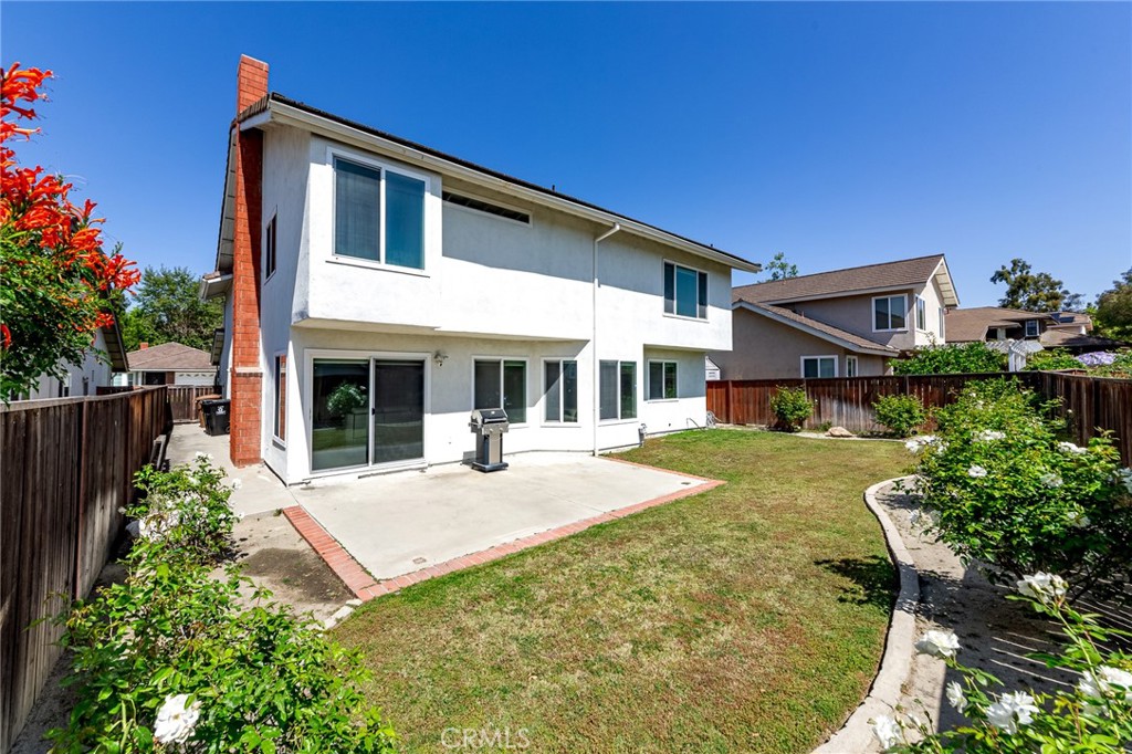 2106 Greenwood Court