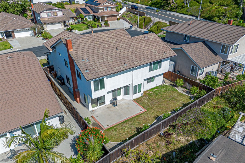 2106 Greenwood Court