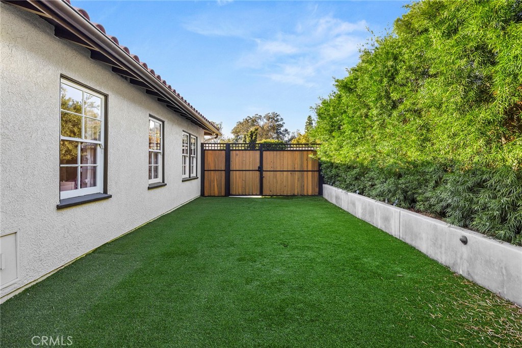 136 Miramonte Drive