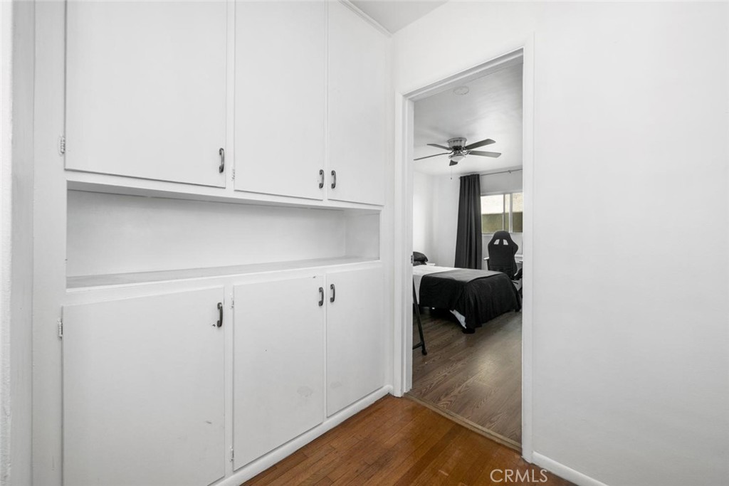 438 Cedar 7
