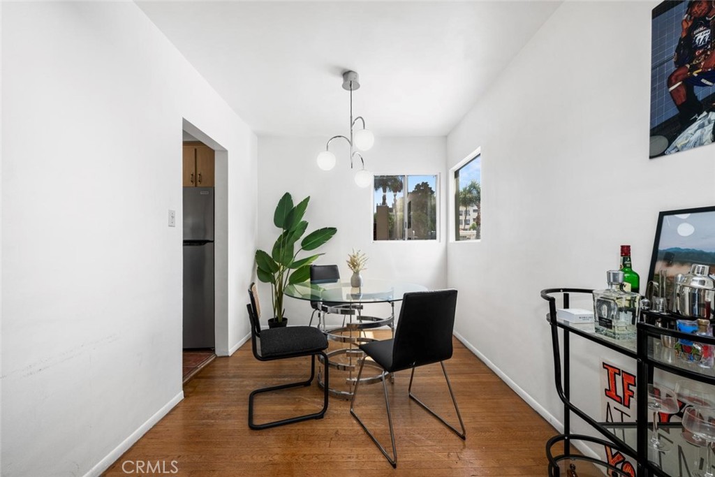 438 Cedar 7