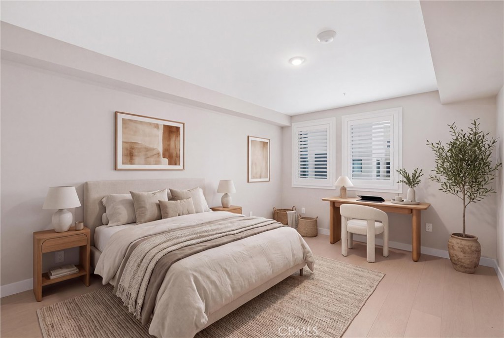 39 S Los Robles Avenue 6017