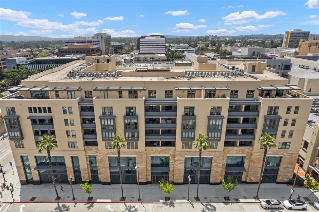 39 S Los Robles Avenue 6017