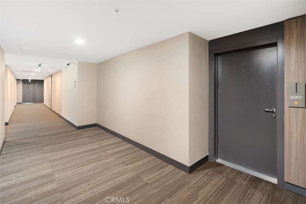 39 S Los Robles Avenue 6017