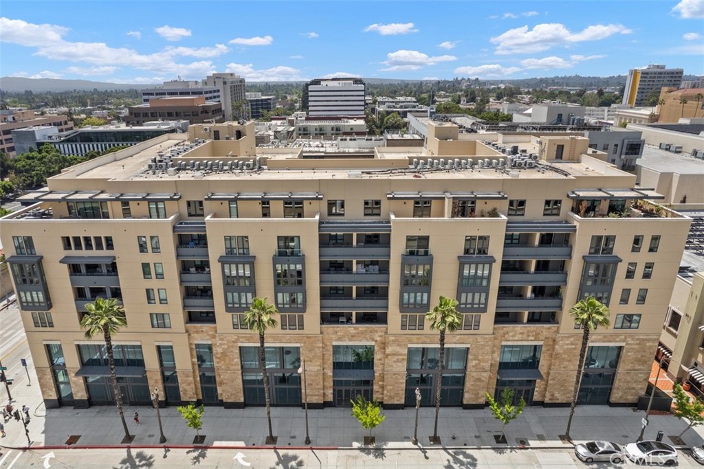 39 S Los Robles Avenue 6017