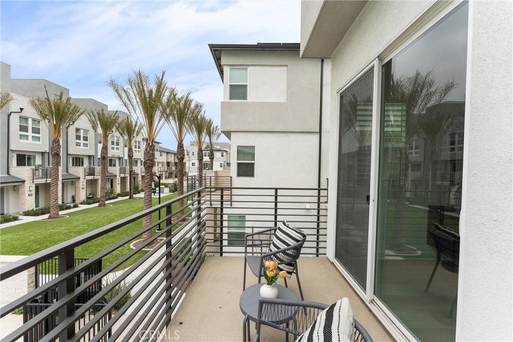 1323 W Cara Drive