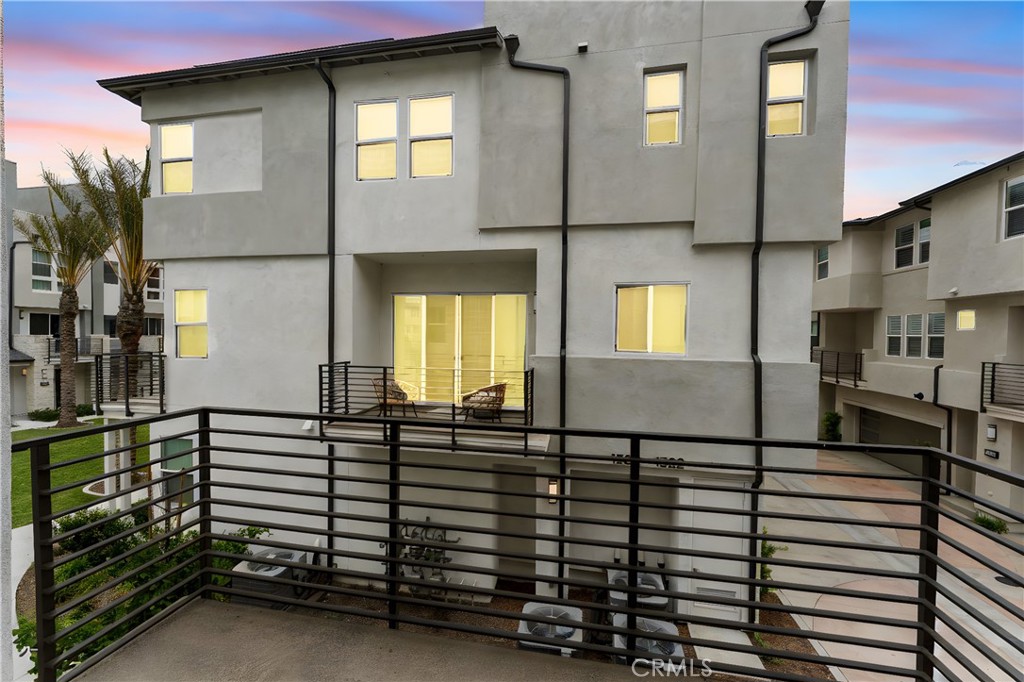 1323 W Cara Drive