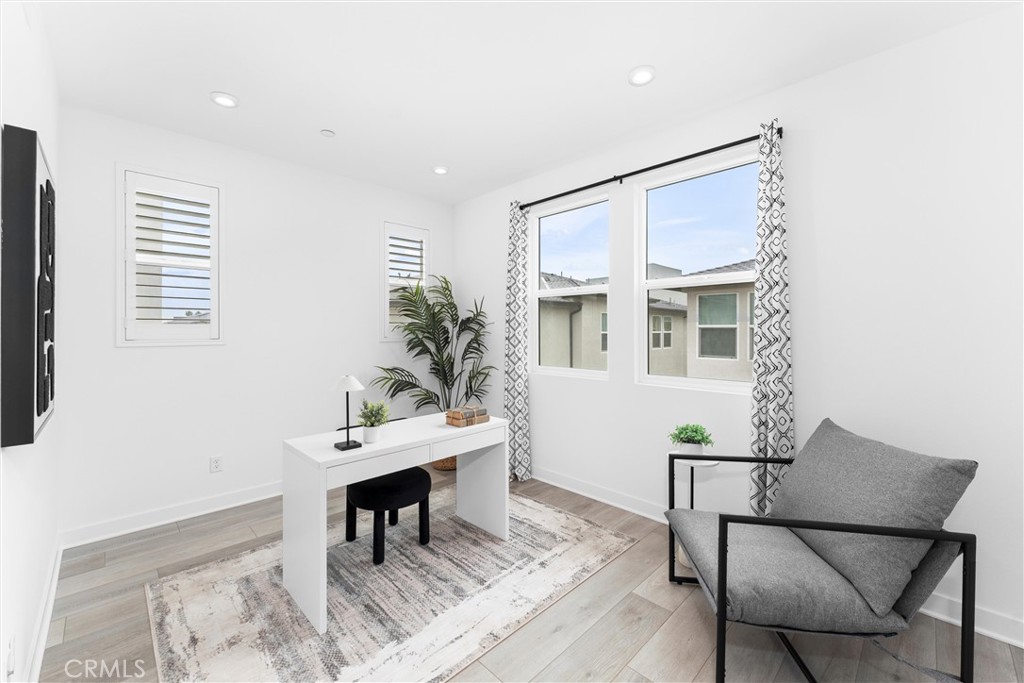 1323 W Cara Drive